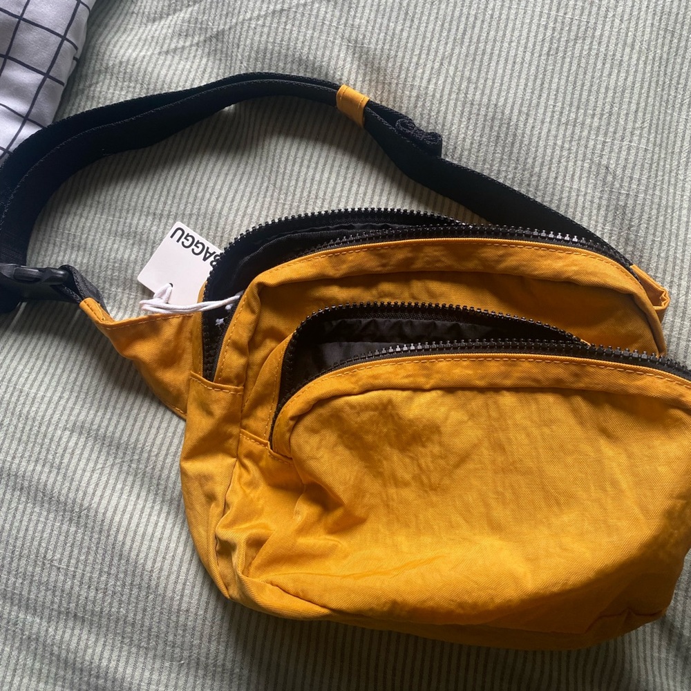 Baggu fanny pack